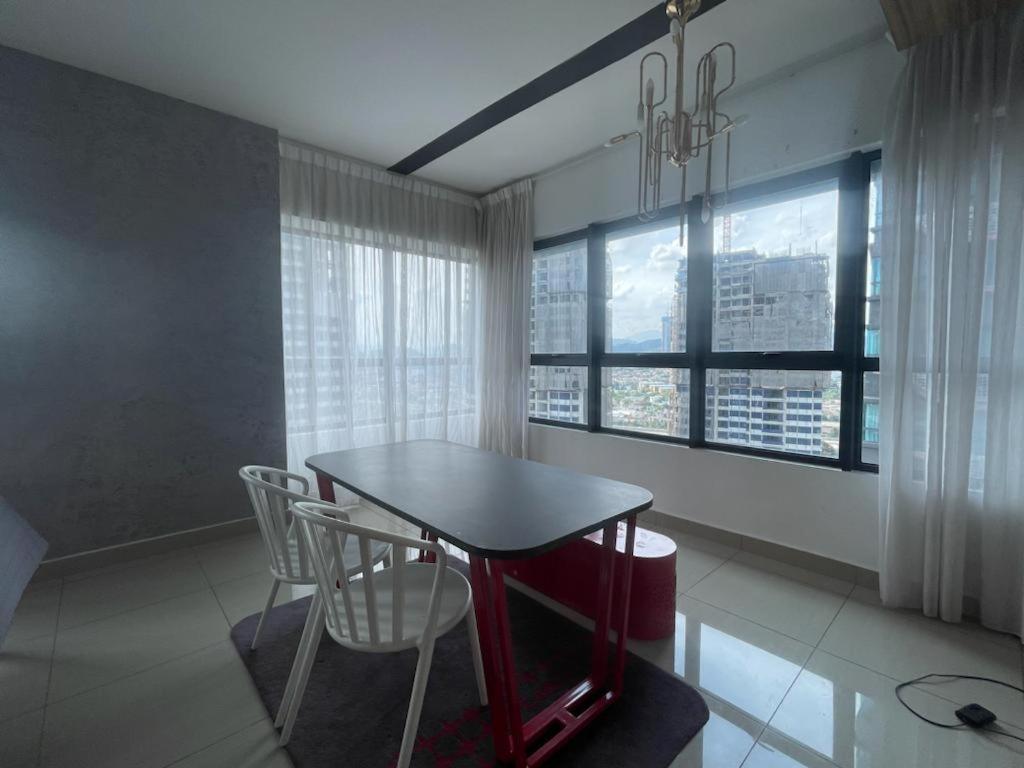 Kl Family 3r2b Arte+ Level 10 Pangsapuri Kuala Lumpur