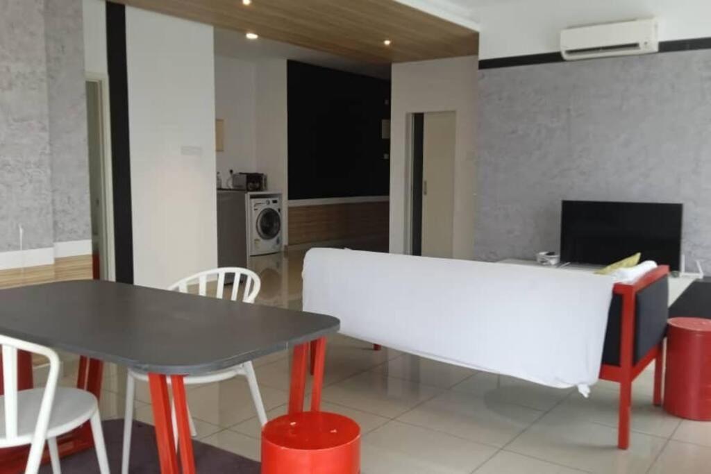 Apartment Kl Family 3r2b Arte+ Level 10 Kuala Lumpur