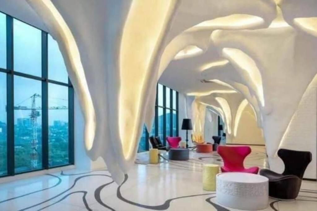 Kl Family 3r2b Arte+ Level 10 Apartment